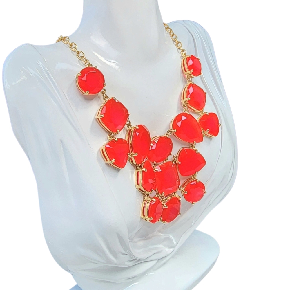 Kate Spade Vegas Jewels Facet Cluster Pink Bib Necklace - Picture 3 of 9